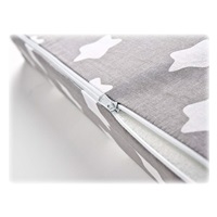 Potah na kojenecký polštář - klín Sensillo 59x37 cm hvězdičky šedý