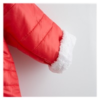 Zimní kojenecká kombinéza s kapucí a oušky New Baby Pumi red raspberry