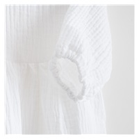 Kojenecké mušelínové šaty s dlouhým rukávem New Baby Elizabeth bílá