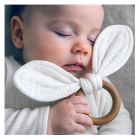 Kousátko pro děti ouška New Baby Ears white