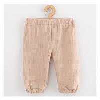 Kojenecká mušelínová souprava tričko a kalhoty New Baby beige