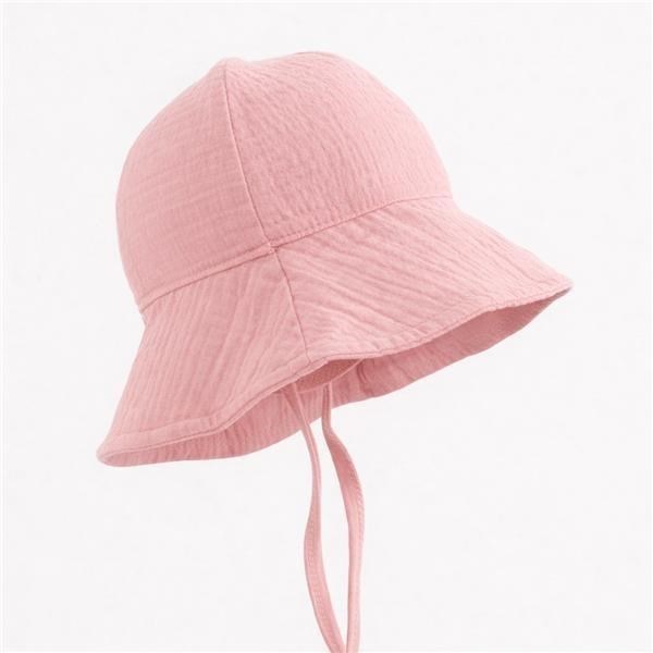 Kojenecký mušelínový klobouček New Baby pink