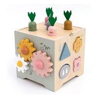 Dřevěné centrum aktivit Montessori Baby Mix