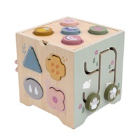Dřevěné centrum aktivit Montessori Baby Mix