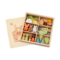 Dřevěná Montessori sada 40 figurek Les