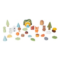 Dřevěná Montessori sada 40 figurek Les